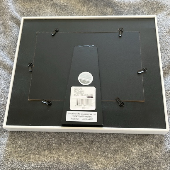 Frame - Picture 2 of 3